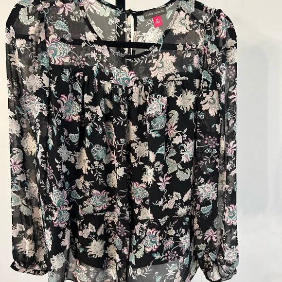 Vince Camuto women’s size xs top - Picture 2 of 5